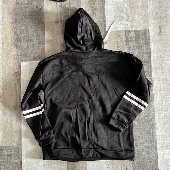 Harry Potter Glasses and Lightning Bolt Black & White Hoodie Sweatshirt Sz M - Picture 5 of 5